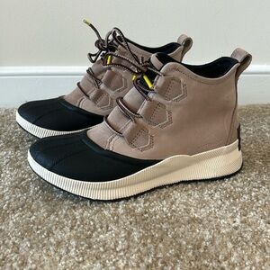 Sorel Out N About - 7.5